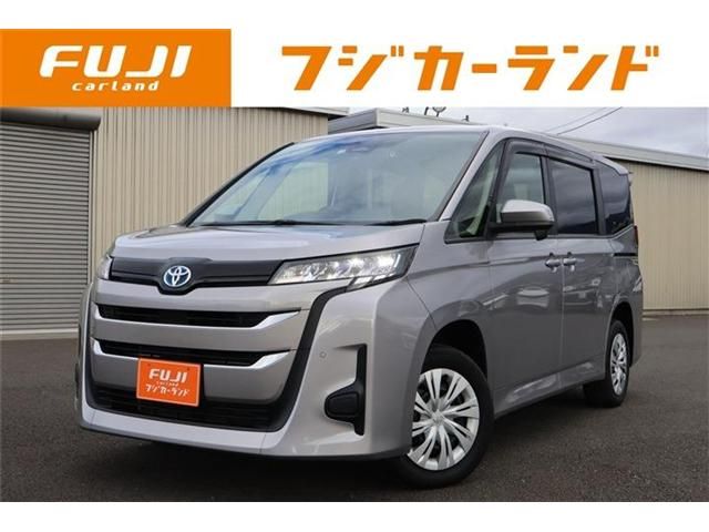TOYOTA NOAH HYBRID 4WD 2022