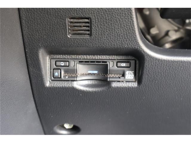 TOYOTA NOAH HYBRID 4WD 2022