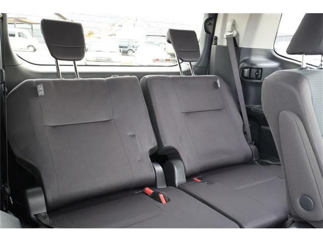 TOYOTA NOAH HYBRID 4WD 2022