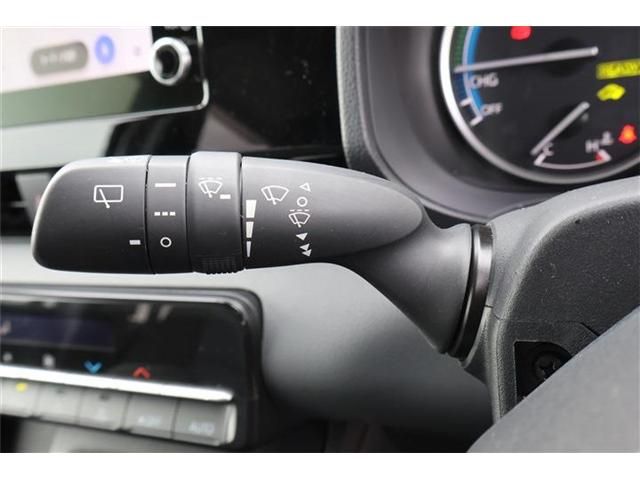 TOYOTA NOAH HYBRID 4WD 2022