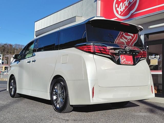 TOYOTA ALPHARD 2024