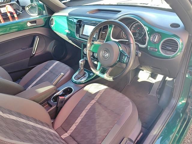 VOLKSWAGEN VOLKSWAGEN The BEETLE 2017