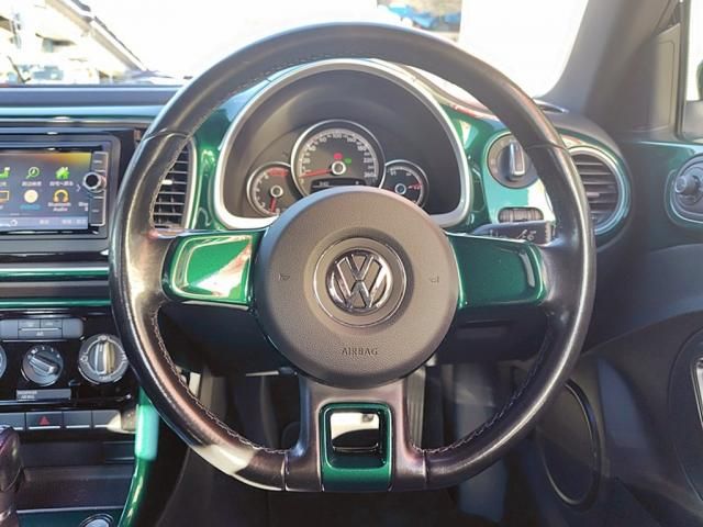 VOLKSWAGEN VOLKSWAGEN The BEETLE 2017