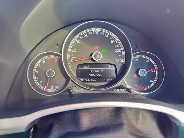 VOLKSWAGEN VOLKSWAGEN The BEETLE 2017