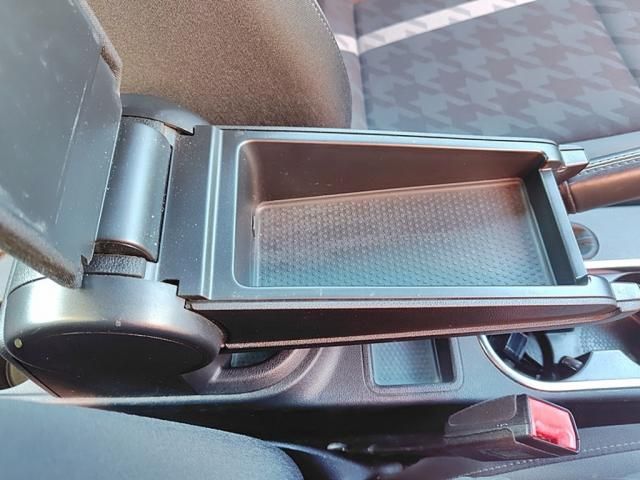 VOLKSWAGEN VOLKSWAGEN The BEETLE 2017