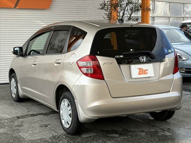 HONDA FIT 2010