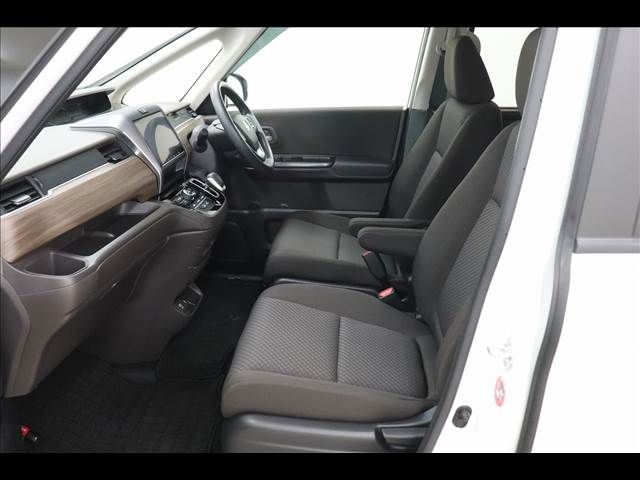 HONDA FREED HYBRID 2020