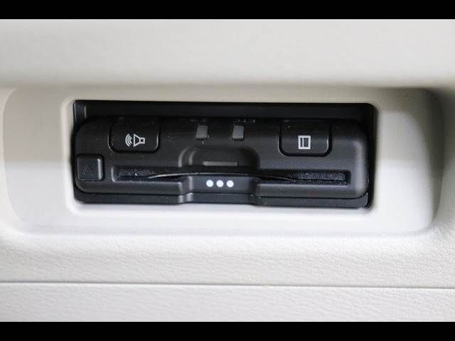 MITSUBISHI eK SPACE 2021