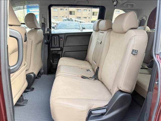 HONDA FREED HYBRID 2015