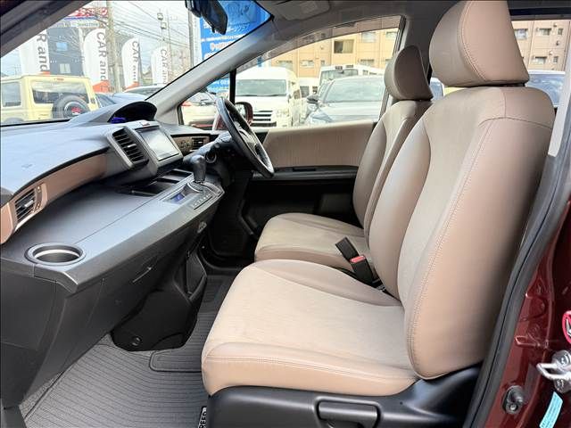 HONDA FREED HYBRID 2015