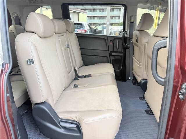 HONDA FREED HYBRID 2015