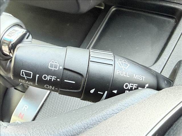 HONDA FREED HYBRID 2015