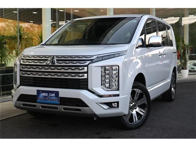 MITSUBISHI DELICA D:5 4WD 2024