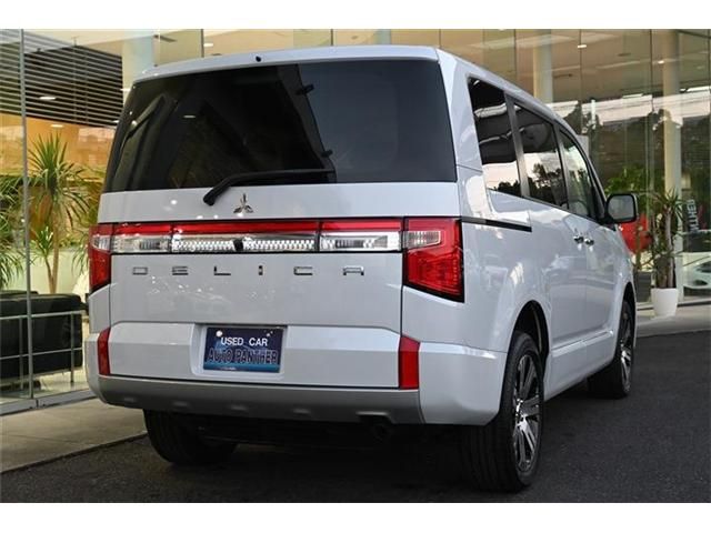 MITSUBISHI DELICA D:5 4WD 2024