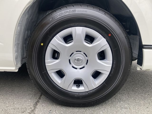 TOYOTA HIACE van 2WD 2025