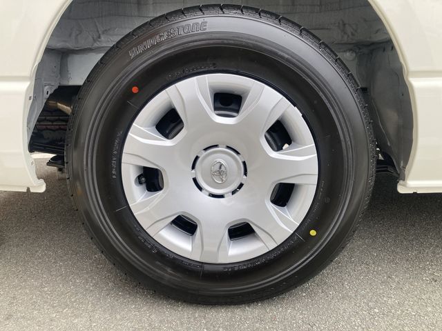 TOYOTA HIACE van 2WD 2025