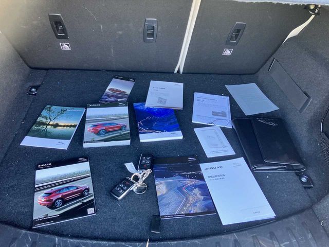 JAGUAR JAGUAR E-PACE 2019