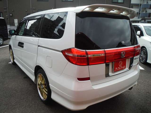 HONDA ELYSION PRESTIGE 2013
