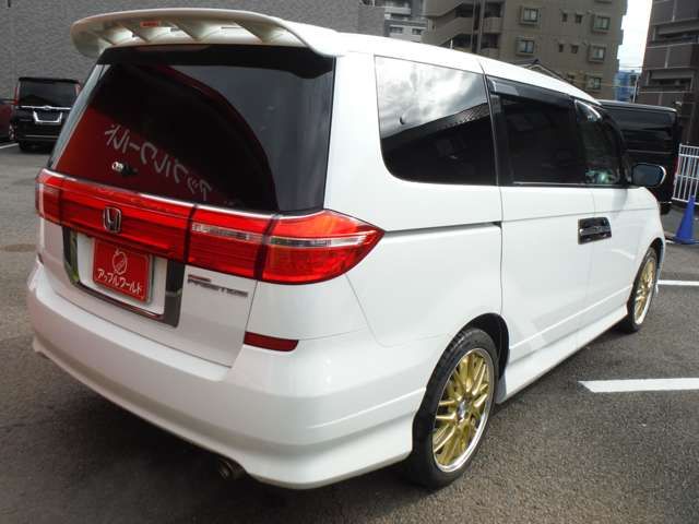 HONDA ELYSION PRESTIGE 2013