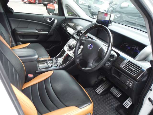 HONDA ELYSION PRESTIGE 2013