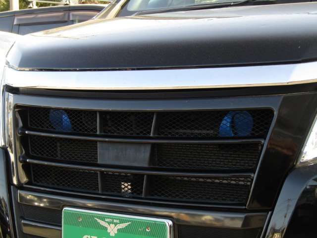 TOYOTA NOAH HYBRID 2015