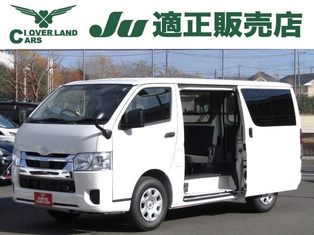 TOYOTA HIACE van 2WD 2025