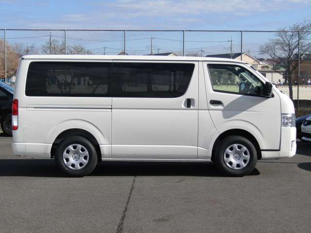 TOYOTA HIACE van 2WD 2025