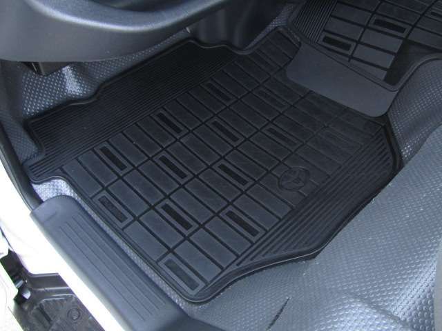 TOYOTA HIACE van 2WD 2025