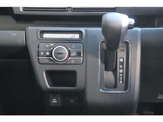 DAIHATSU ATRAI van 2023