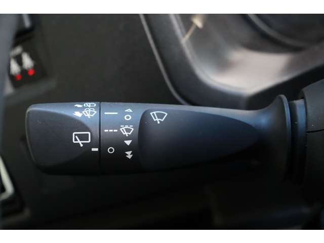 DAIHATSU ATRAI van 2023