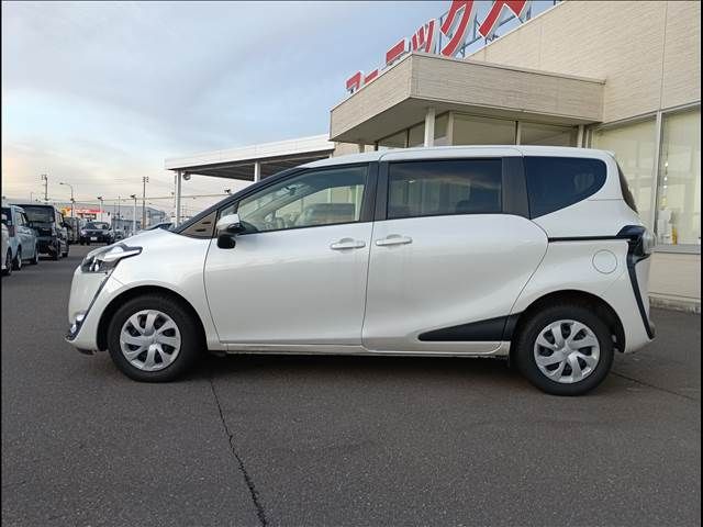 TOYOTA SIENTA 4WD 2017