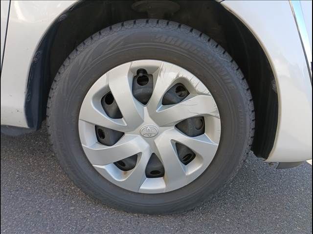 TOYOTA SIENTA 4WD 2017