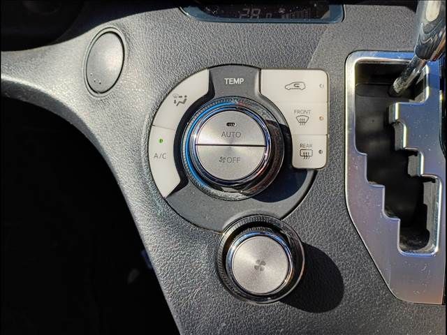 TOYOTA SIENTA 4WD 2017