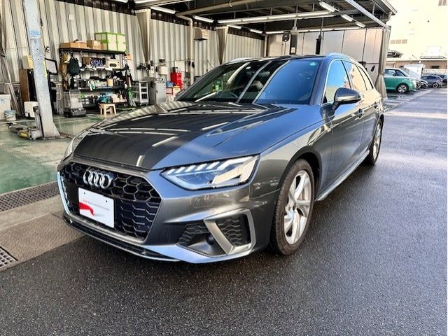 AUDI AUDI A4 AVANT 2022