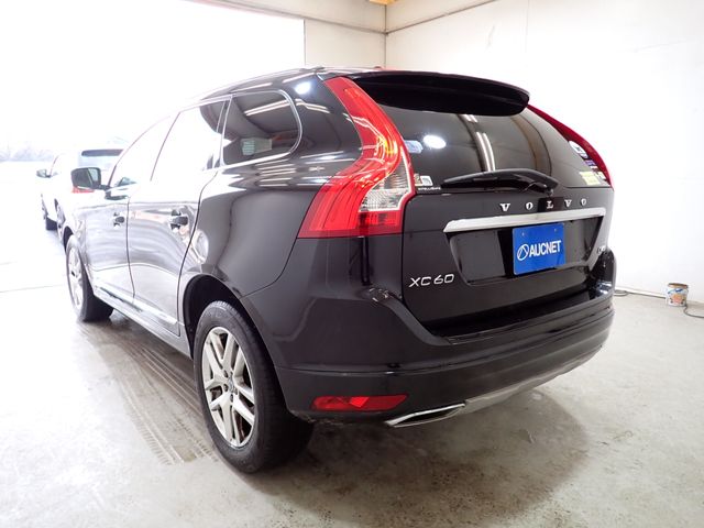 VOLVO VOLVO XC60 2017