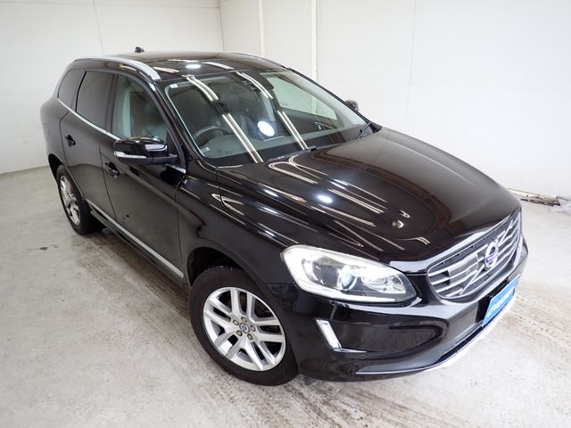 VOLVO VOLVO XC60 2017