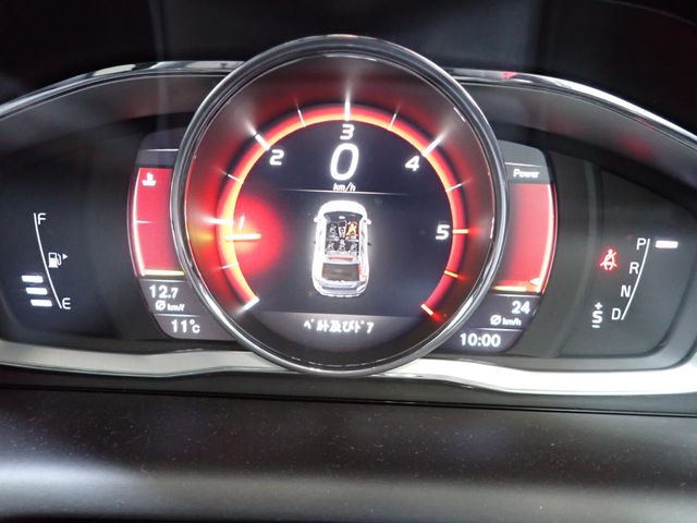 VOLVO VOLVO XC60 2017