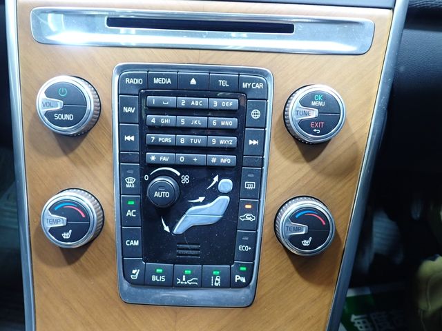 VOLVO VOLVO XC60 2017