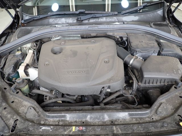 VOLVO VOLVO XC60 2017