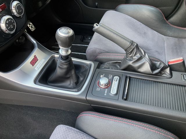 SUBARU IMPREZA WRX 5Door 2010