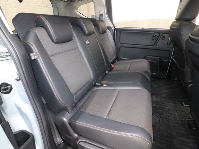 HONDA FREED plus HYBRID 2022