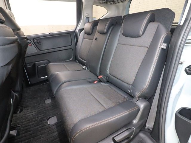 HONDA FREED plus HYBRID 2022