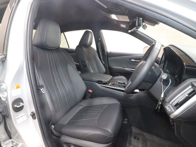 TOYOTA CROWN sedan hybrid 2022