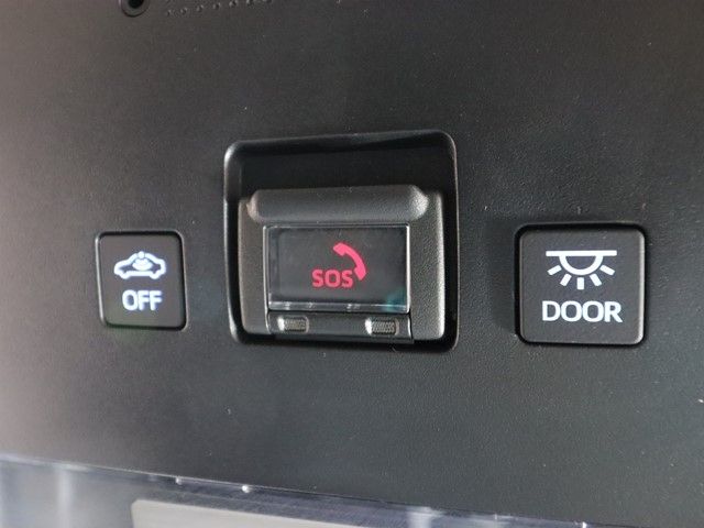 TOYOTA CROWN sedan hybrid 2022