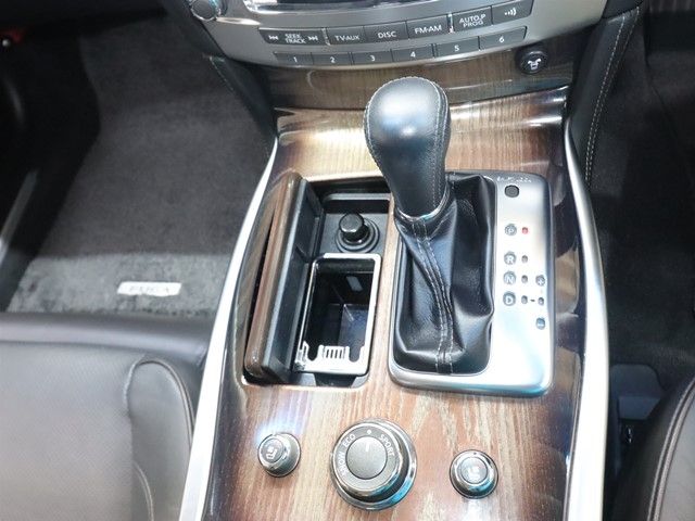 NISSAN FUGA HYBRID 2011