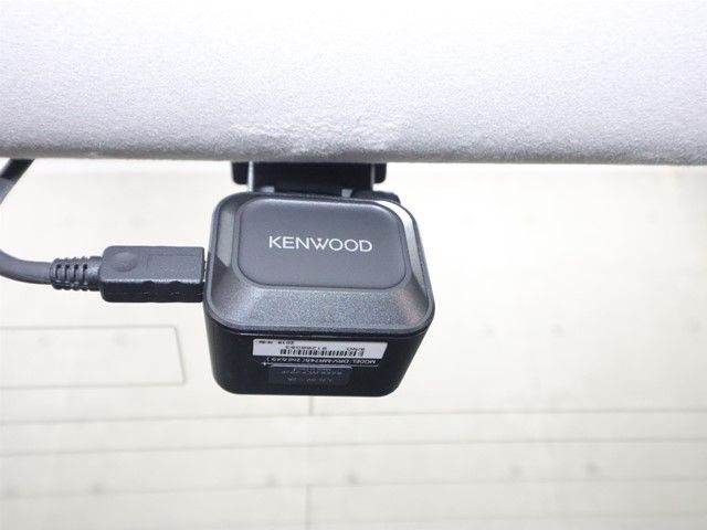 NISSAN FUGA HYBRID 2011