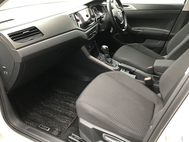 VOLKSWAGEN VOLKSWAGEN POLO 2019