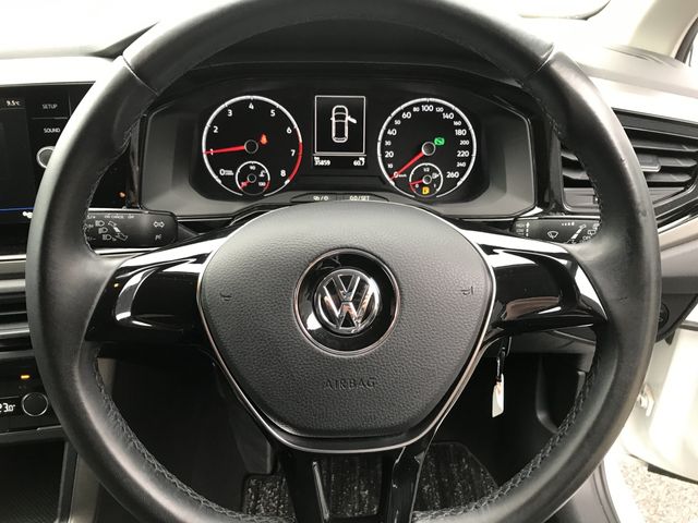 VOLKSWAGEN VOLKSWAGEN POLO 2019