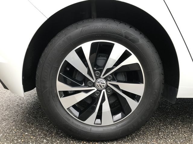 VOLKSWAGEN VOLKSWAGEN POLO 2019