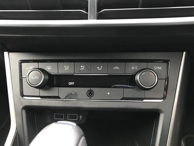 VOLKSWAGEN VOLKSWAGEN POLO 2018